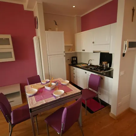 Appartement Del Rampolino Glicine Stresa